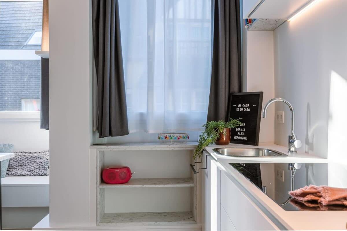 Huswell - Cosy Apartment On Top Location In De Haan Eksteriør bilde